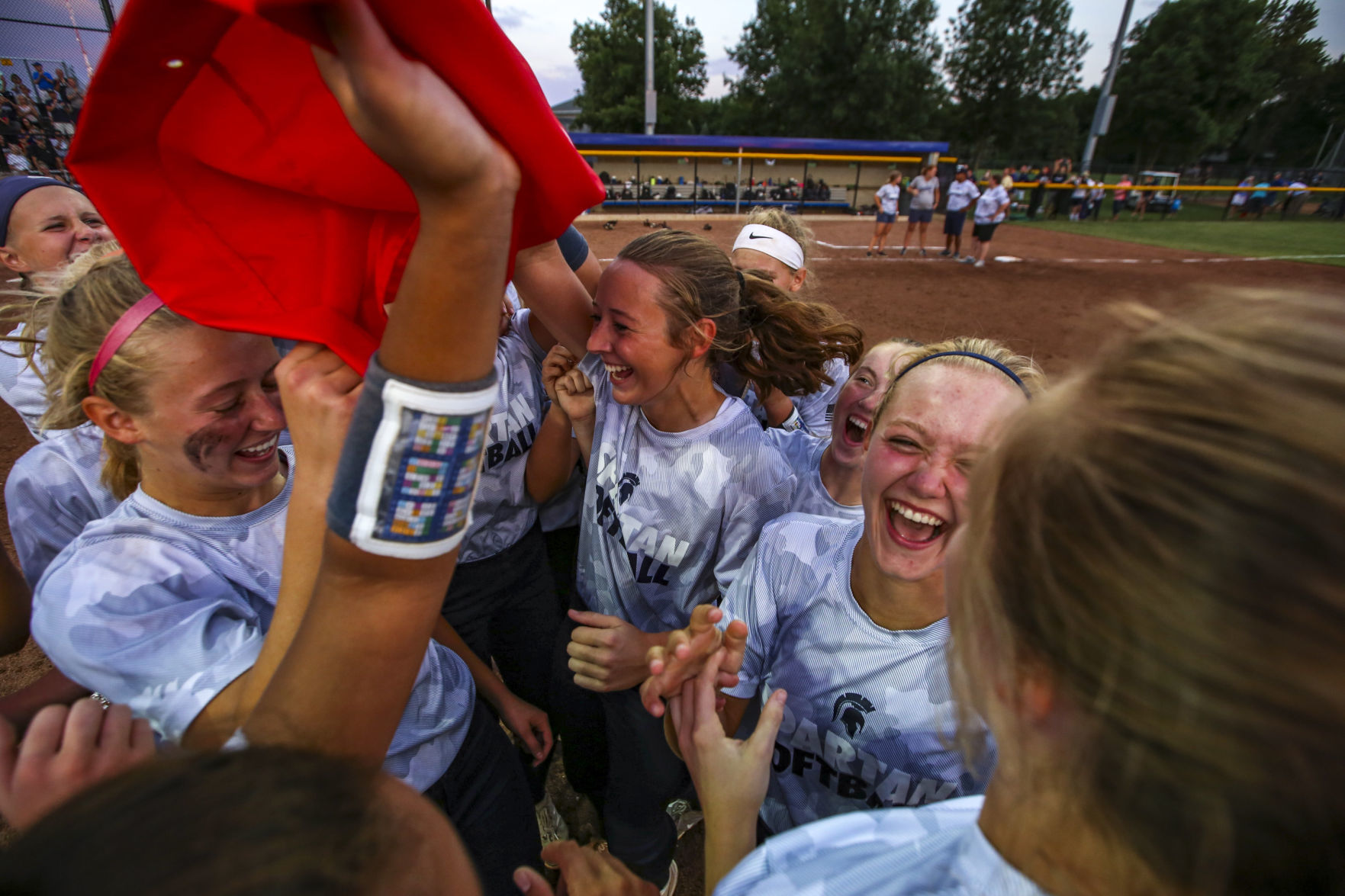 071018-softball-final-028